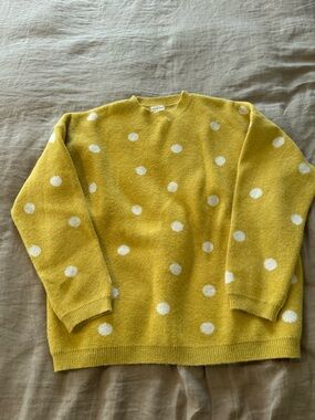 Main Strip Mustard Crewneck Sweater